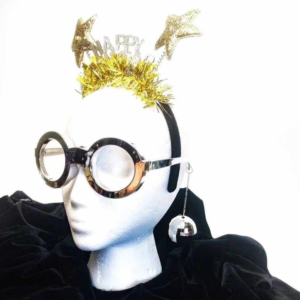 New Year Cheer bring bling